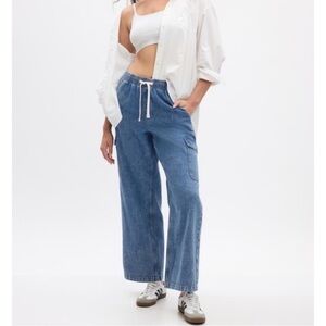 GAP Cargo Wide-Leg Jeans